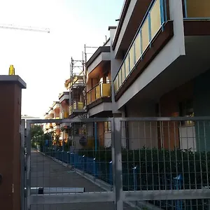 Tony's House , Bari Italia