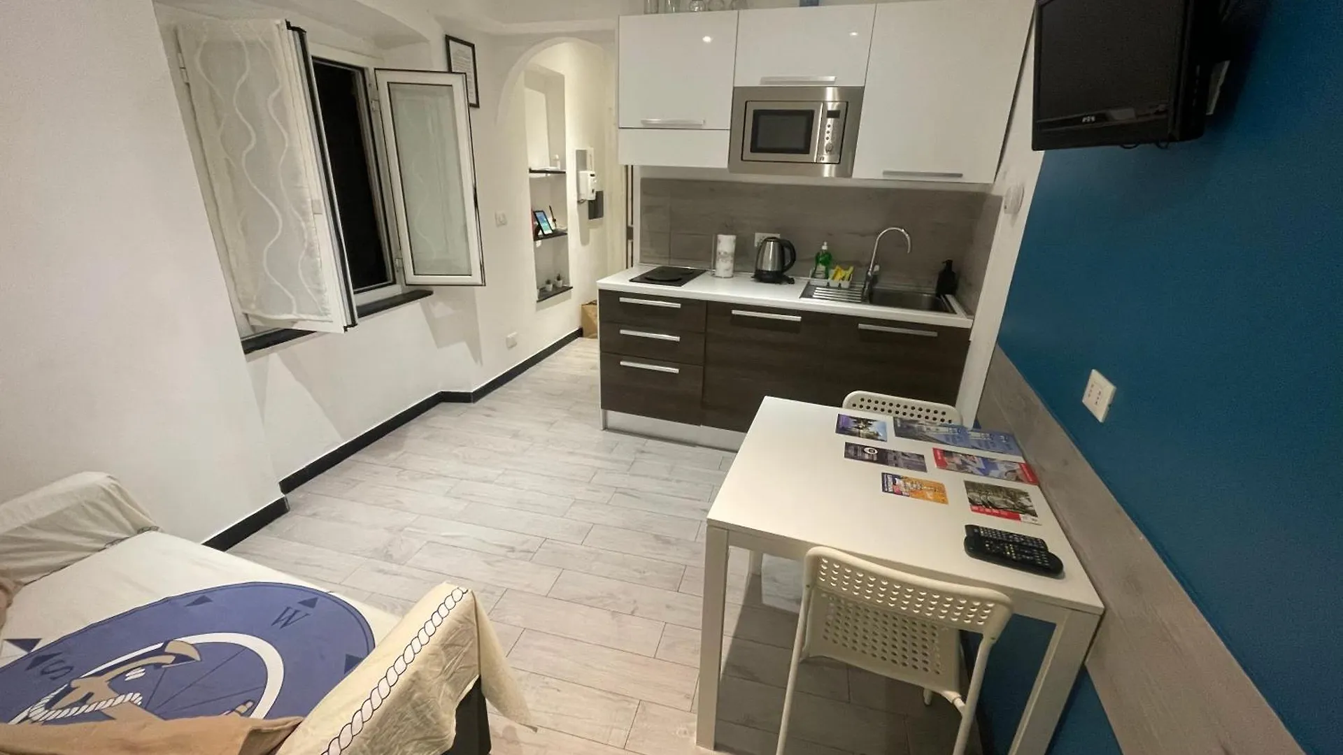 Center And Aquarium Apartment Genoa