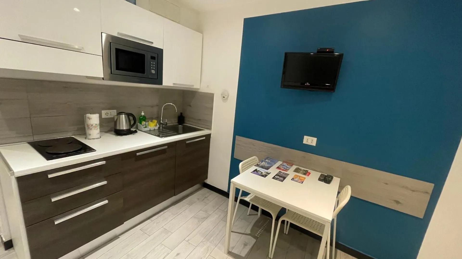 Center And Aquarium Apartment Genoa